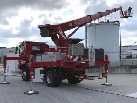 lkw-arbeitsbuehne-p370-ks-palfinger.jpg_1